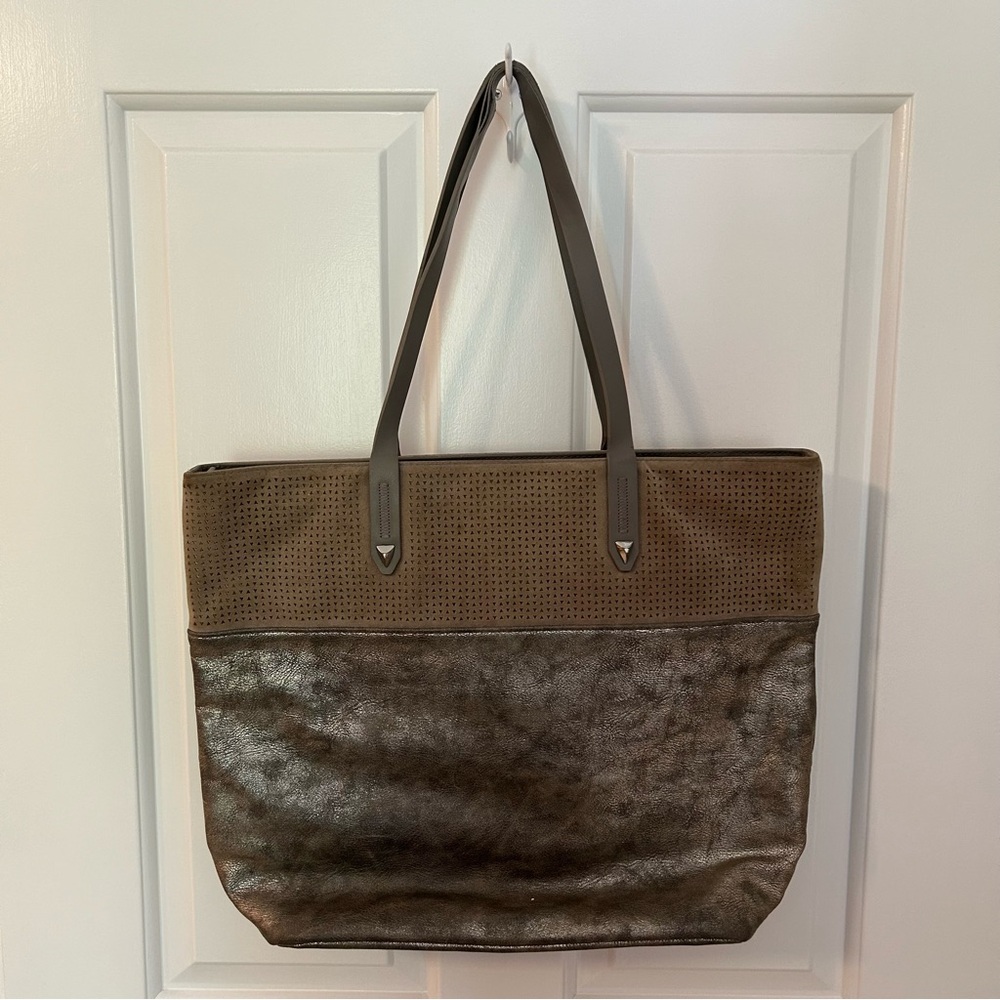 Stella & Dot Metallic Silver Hudson Tote with Laser Cut Detail
